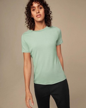 Women's On Running Focus-T T-shirts Green | PH_ON8862